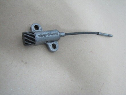 Náhon tachometra (motor) 11 z. 180 mm, kompletný vývod 6 mm, 009323