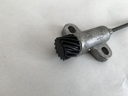 Náhon tachometra /motor/ 14z.-178mm,komplet,vývod 6mm, ORIGINAL - 1002064