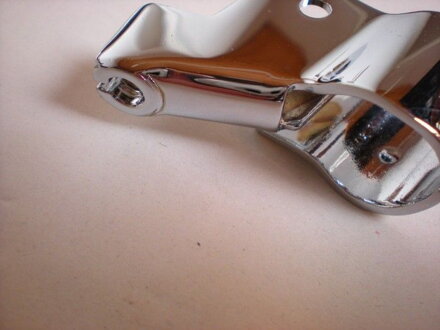 Držiak páčky, pravá strana, Chrom /000677