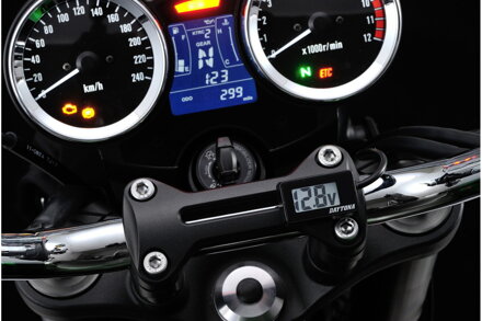 LCD ukazovateľ napätia (voltmetr), Daytona M001-006 LCD ukazovateľ napätia (voltmetr), Daytona M001-006