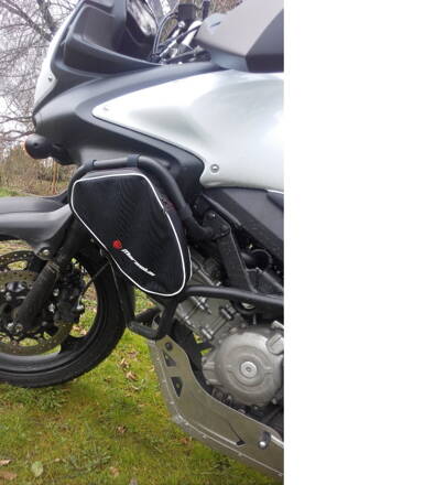 Bočné tašky do padacích rámov Givi / Kappa - Suzuki V-Strom 650 r.v. 2012-2016 01-19