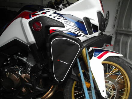 Bočné tašky do padacích rámov Givi pre Hondu CRF1000 Africa Twin 08-21