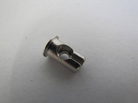 Válček lanka 8x15mm, prerezaný, so záchytom, Nerez 1001971